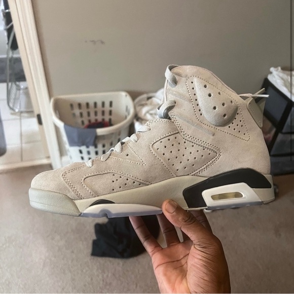 Georgetown Jordan 6 - Picture 5 of 5